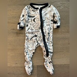 Kickee Pants Doodles Doodlebug Ruffle Zip Onesie Black White Classic Footie